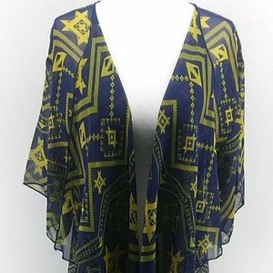 LulaRoe Monroe Kimono Size Small